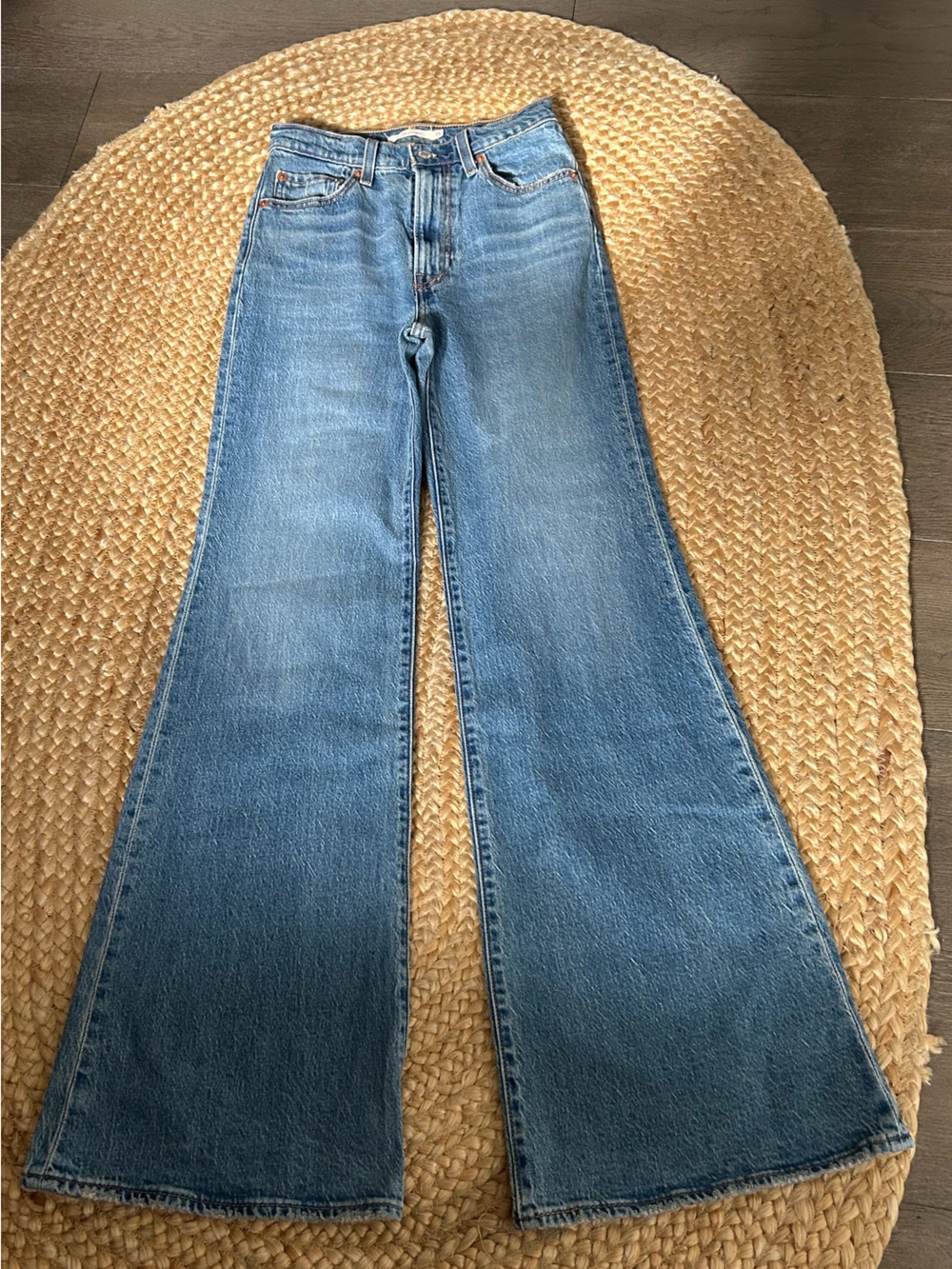 Levi's Boot Cut Medium Blue Denim Jeans